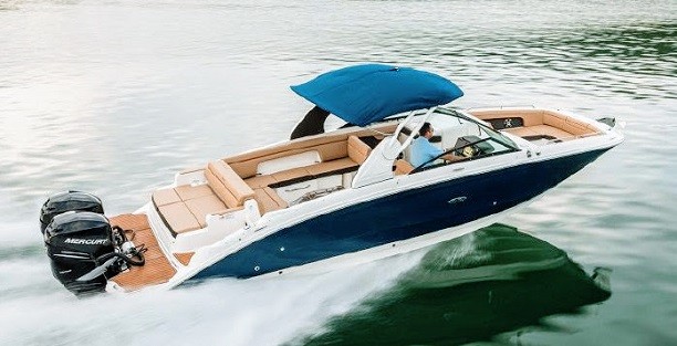 Hamptons Bachelorette Party Boat 29' Sea Ray