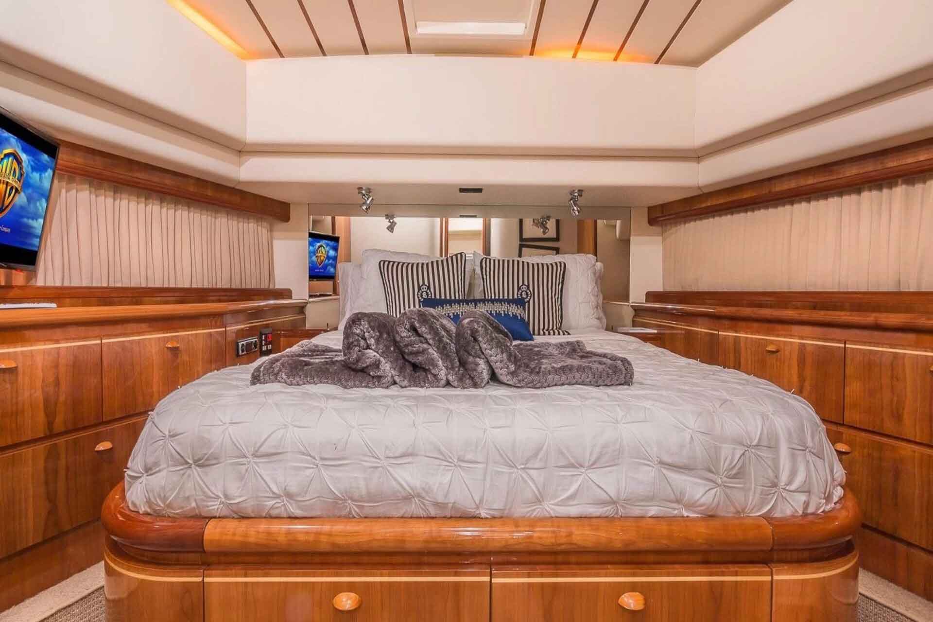 hamptons boat slides