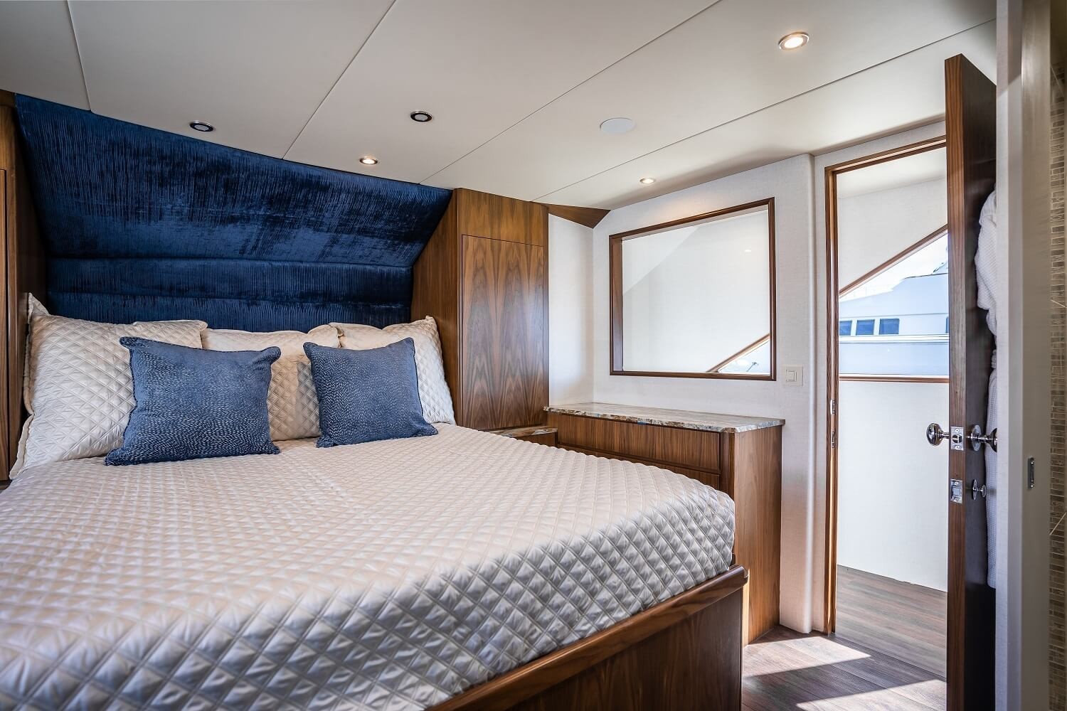 hamptons boat slides