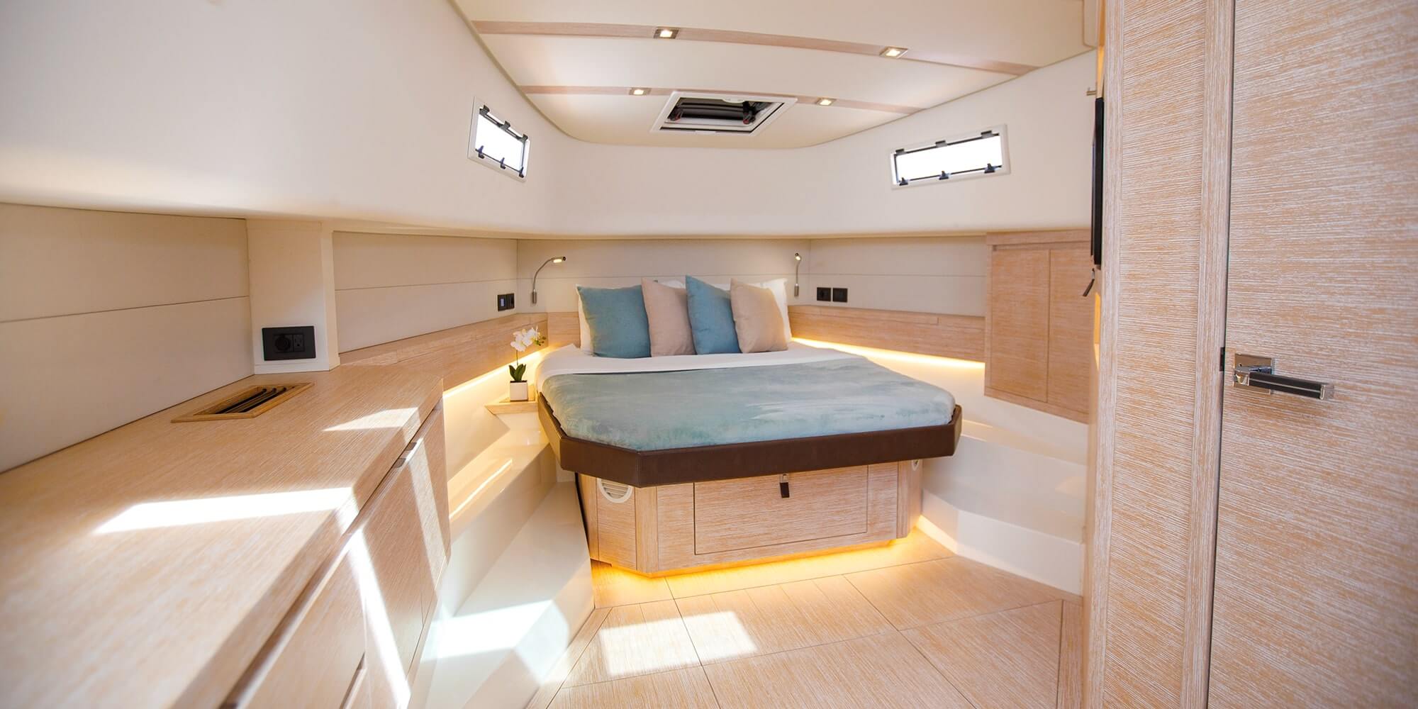 hamptons boat slides