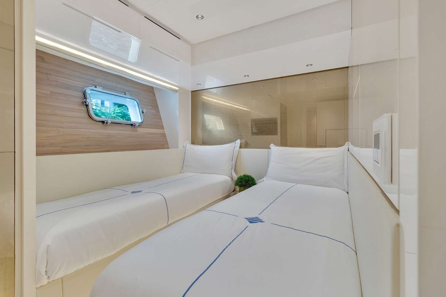 hamptons boat slides